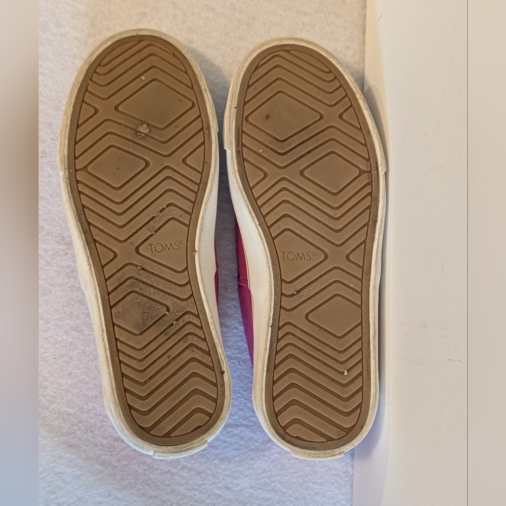 TOMS Pink Canvas Slip On Sneakers Womens Size 8 Casual Skater Shoes - Picture 3 of 6